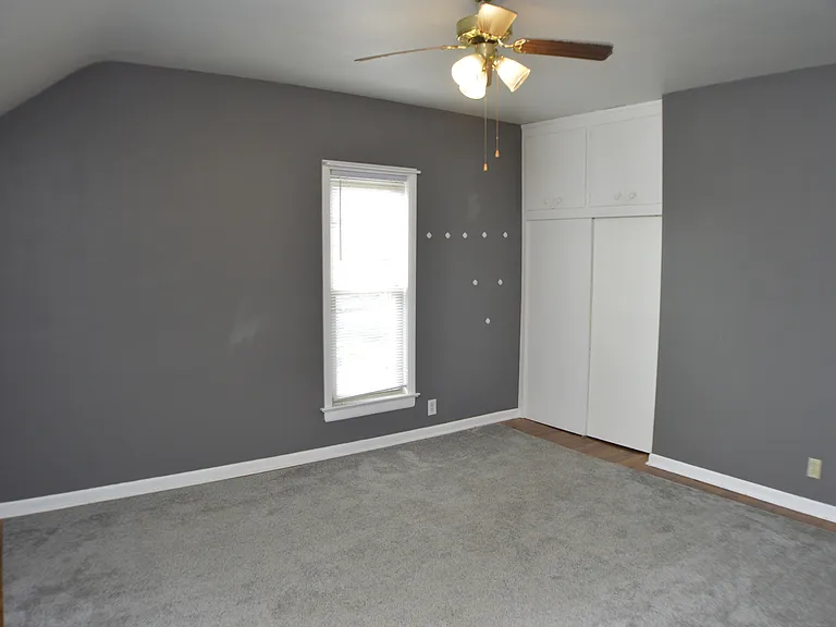 334 W 5th St #2 — Photo 4