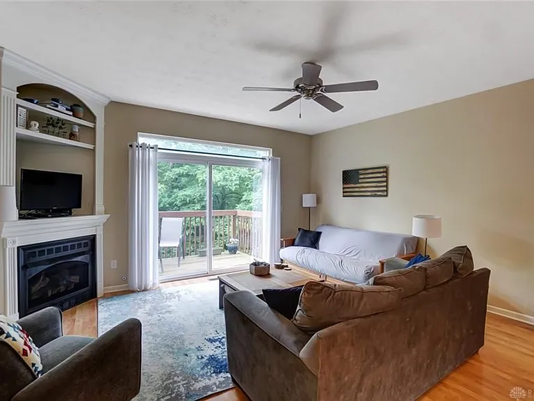 4302 Straight Arrow Rd — Photo 6