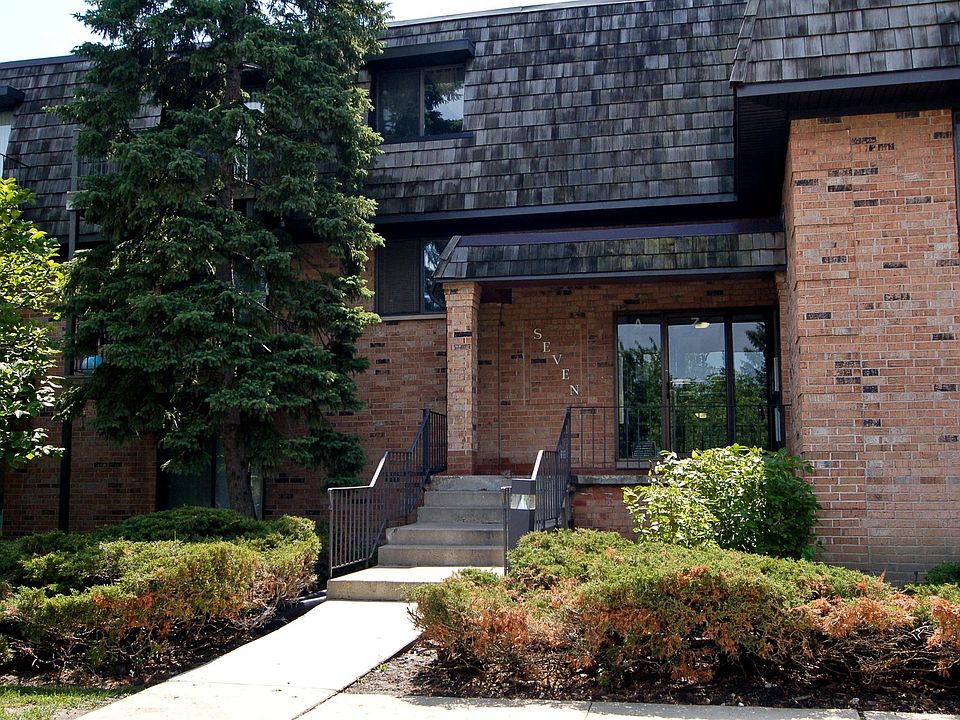 1st image of 7 Oak Creek Dr APT 1705