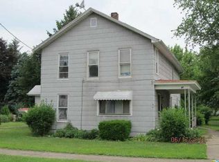 30 Lincoln St, North East, PA