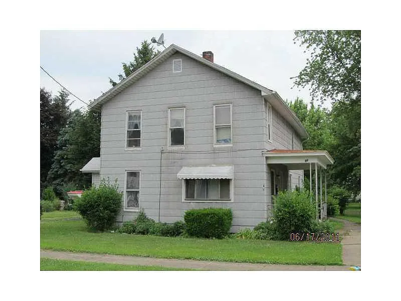 30 Lincoln St photo 1