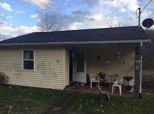 945 Old Mercer Rd, Franklin, PA 16323