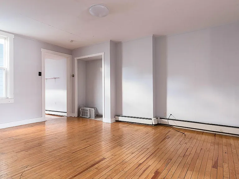 2408 Jane St #2 — Photo 8