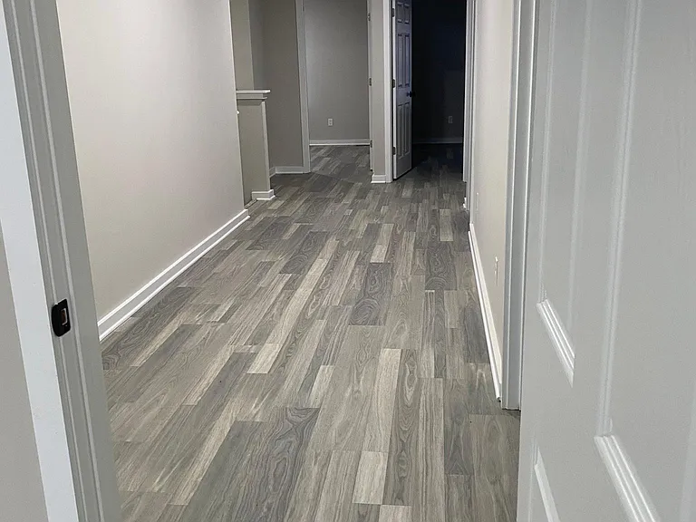 1346 S Main St — Photo 19