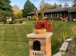 1460 Country Farm Rd, Rockford, IL 61107