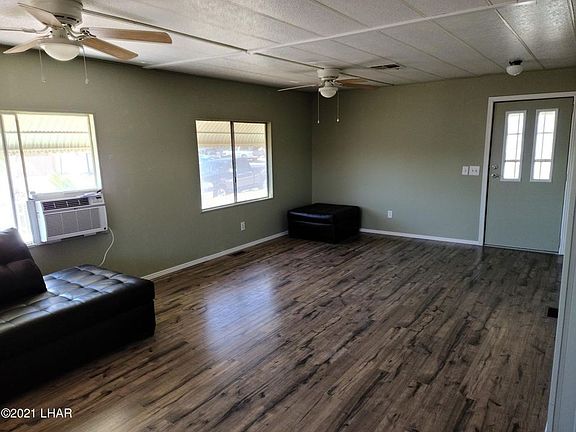 5th image of 3166 Joyce Ln