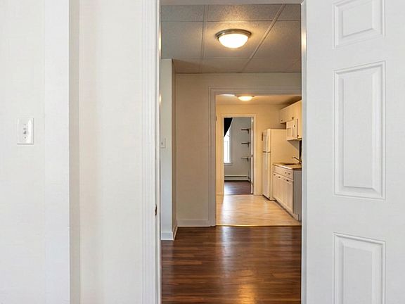 3rd image of 55 Myrtle St #2