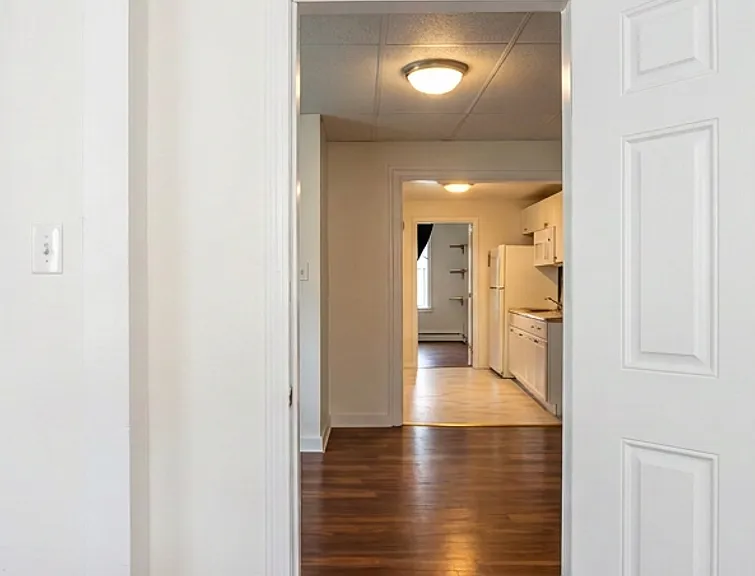 55 Myrtle St #2 — Photo 3
