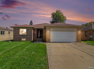 7156 N Gulley Rd, Dearborn Heights, MI 48127
