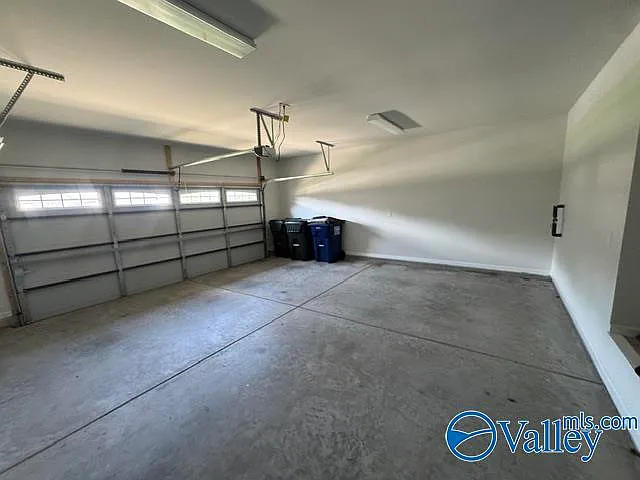 118 Kretzer Ct — Photo 32