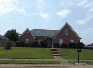 9895 Piney Ridge Dr, Olive Branch, MS 38654