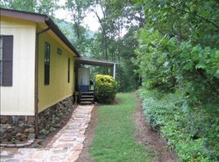 157 Garland Ashe Rd, Cullowhee, NC 28723