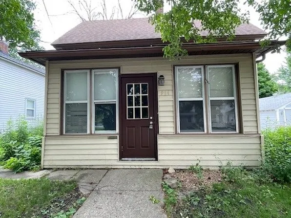 914 N Elm Ave, Owatonna, MN 55060