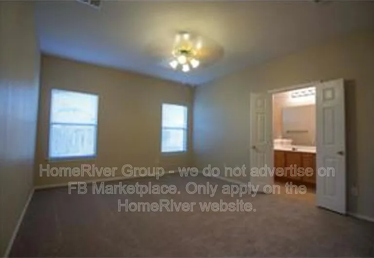 11502 Liberty St — Photo 7