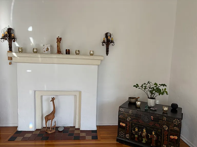 464 N Stanley Ave #7 — Photo 16