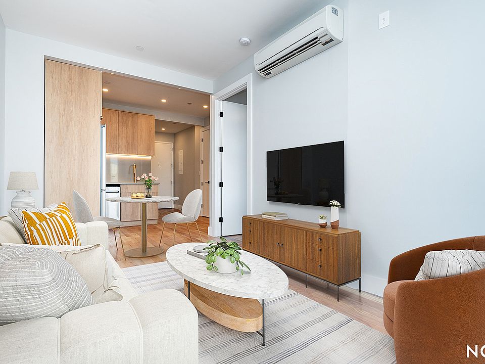 1st image of 31-61 Vernon Blvd #7W