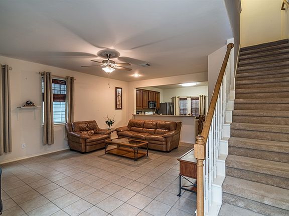 5th image of 2225 Kemah Village Dr
