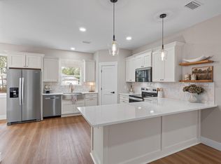 8299 Toledo St, Navarre, FL 32566