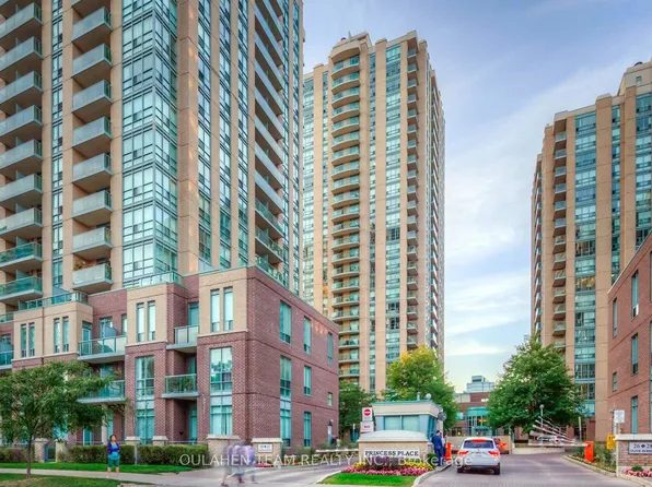 26 Olive Ave, Toronto, ON