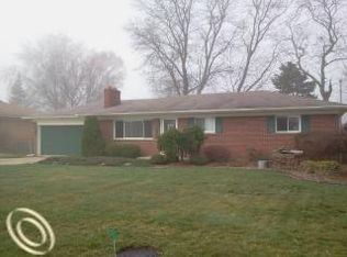 36781 Briarcliff Rd, Sterling Heights, MI 48312