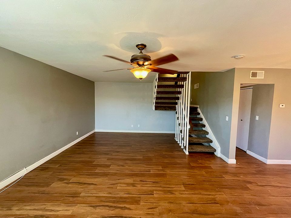 1st image of 6943 W Devonshire Ave Unit 1355