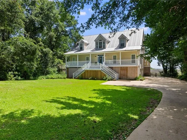 11305 E Point Rd, Theodore, AL 36582