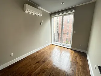 Rented by Tapiro Realty