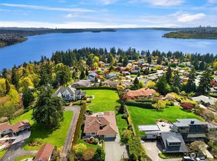 8305 NE 117th St, Kirkland, WA