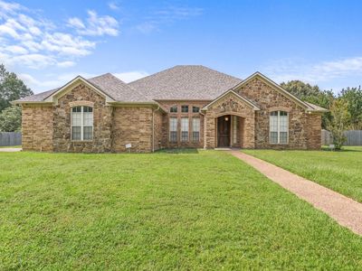 200 Saint Andrews Dr, Palestine, TX, 75803