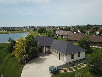 4703 Woodhaven St S, Fargo, ND, 58104