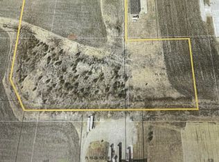 3700 E 103rd Rd, Peru, IL 61354