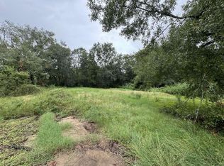 785 Young St, Bridge City, TX 77611