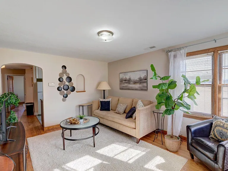 2632 Stevens St — Photo 3