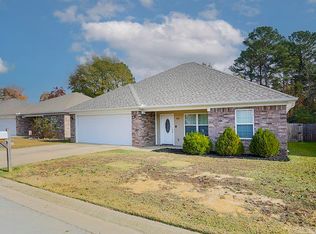 106 Pope Dr, Benton, AR 72015