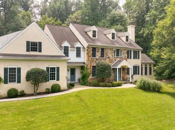 4097 Howell Rd, Malvern, PA 19355