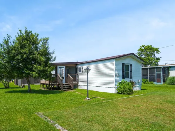 8188 Sea Shell Dr, Chincoteague, VA 23336