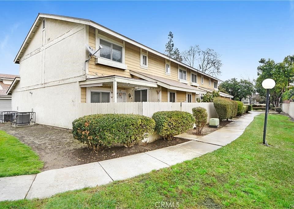 1st image of 1650 S Campus Ave APT 82