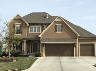 21153 W 108th St, Olathe, KS 66061