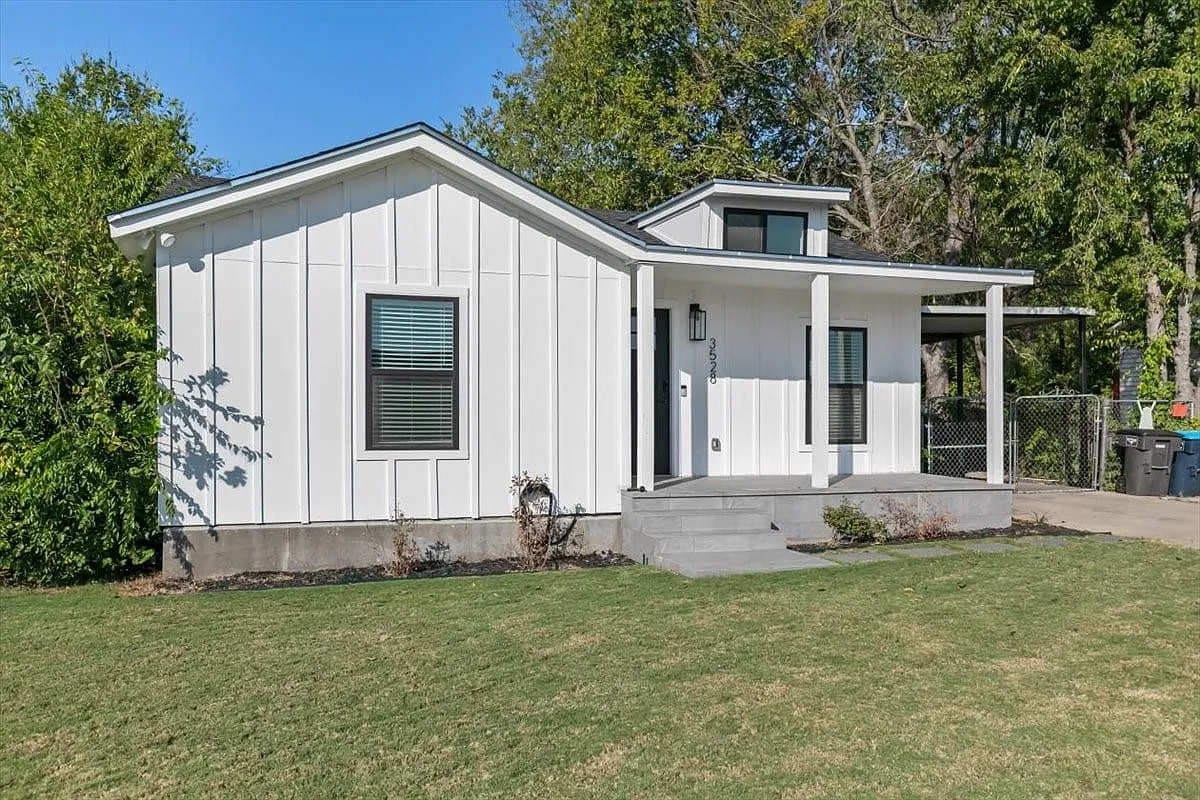 2 bed, 1.0 bath, 1100 sqft, $1,800 — Photo 3