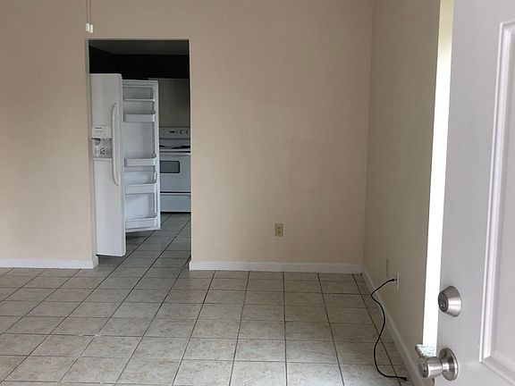 2nd image of 169 Briarfield Ave APT 3