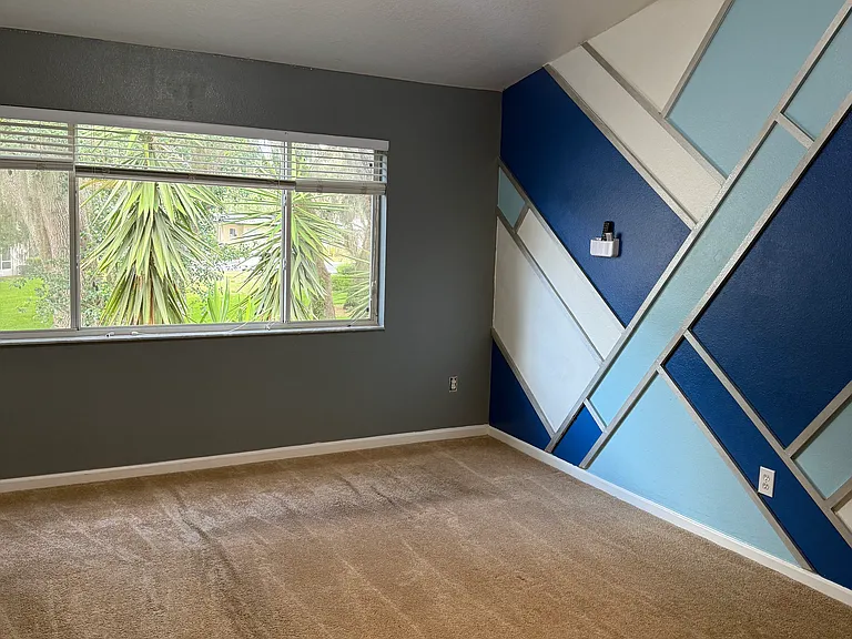 1090 Vineland Pl — Photo 20