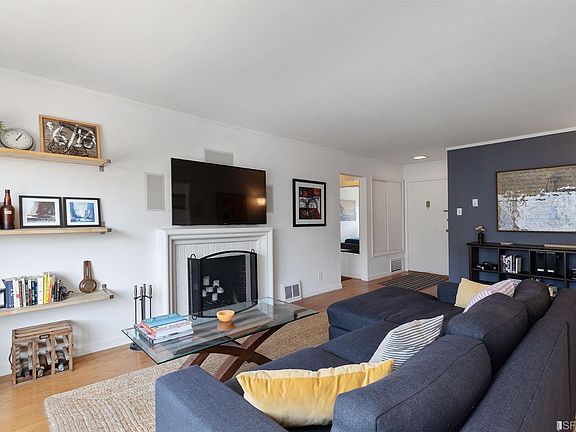 2nd image of 70 Heather Ave