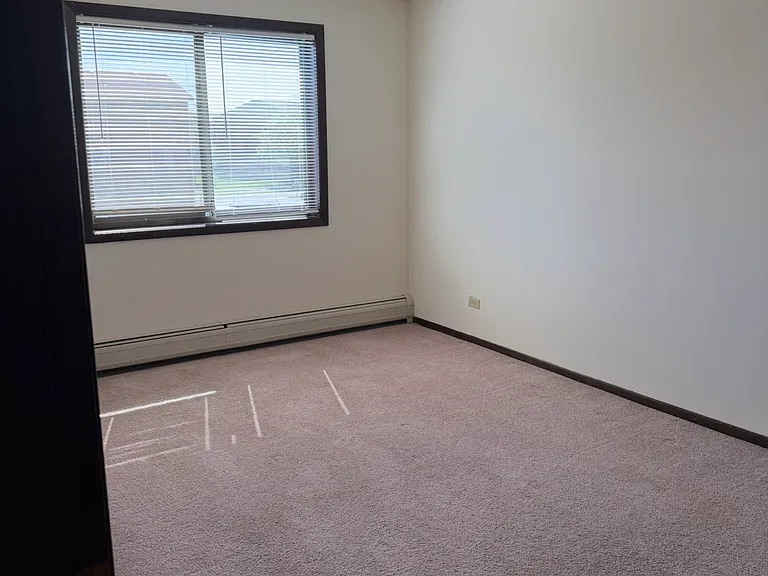 15714 Lake Dr #2-B — Photo 11