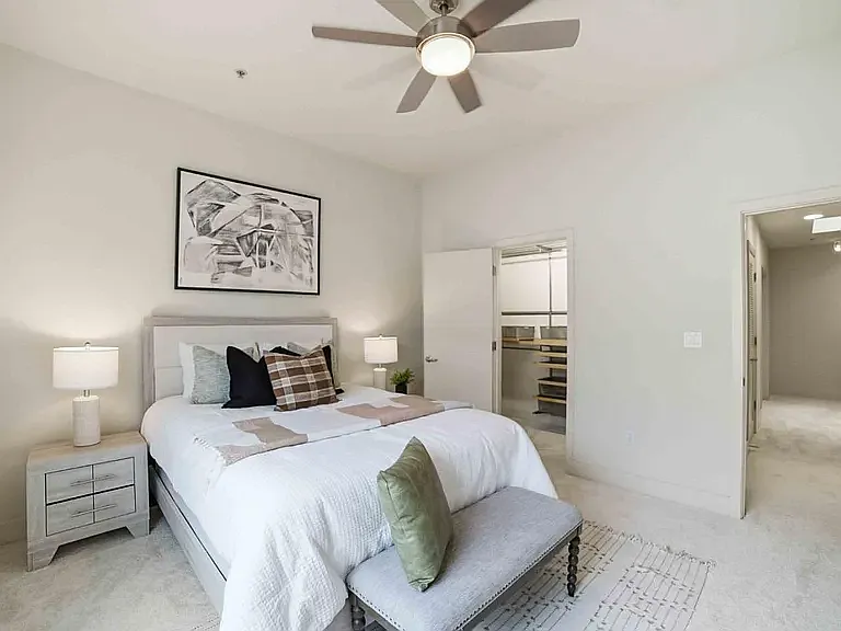 1 E Julian St #310 — Photo 4
