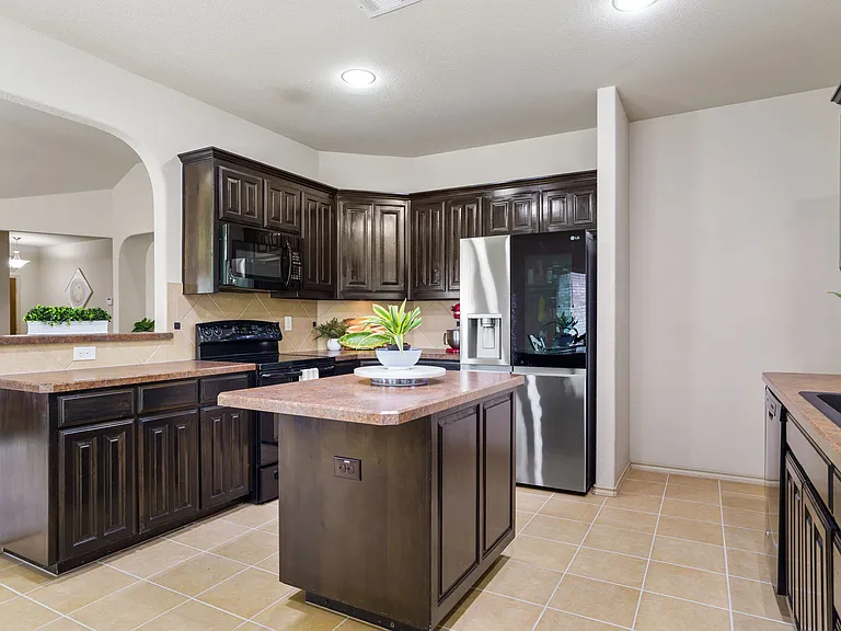 11004 Hawks Landing Rd — Photo 12