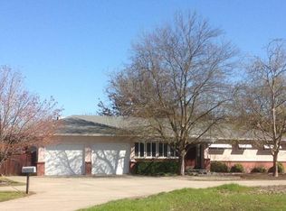 3830 El Centro Rd, Sacramento, CA 95834