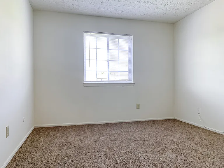 Waterstone Place Apartments — Photo 8