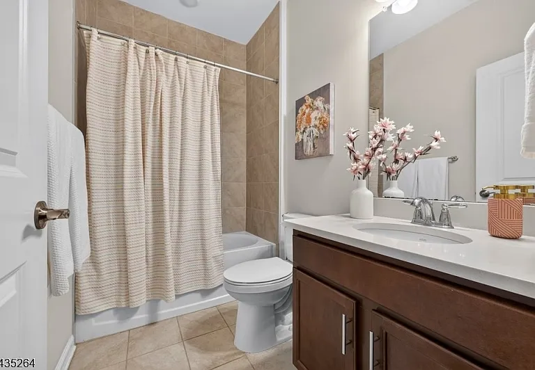18 Cortland Ct #A — Photo 29