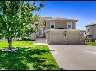 8727 NE 116th St, Kansas City, MO 64157