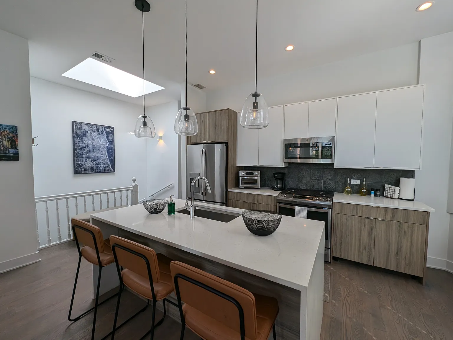 2120 W. Belmont - 2120-3F — Photo 2